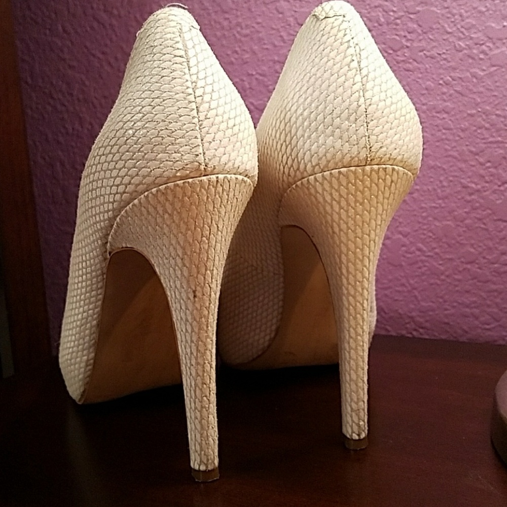 BCBGeneration pumps - Picture 7 of 8